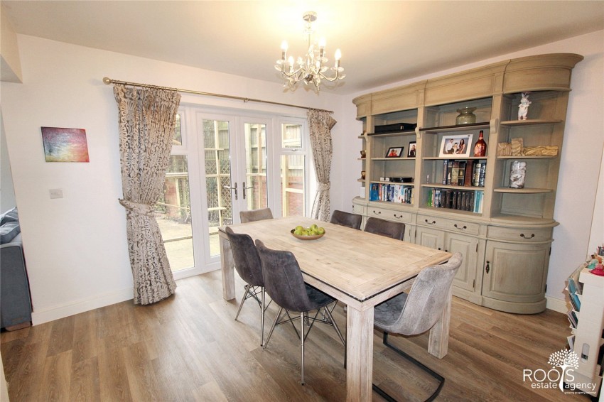 Images for Woolton Hill, Newbury
