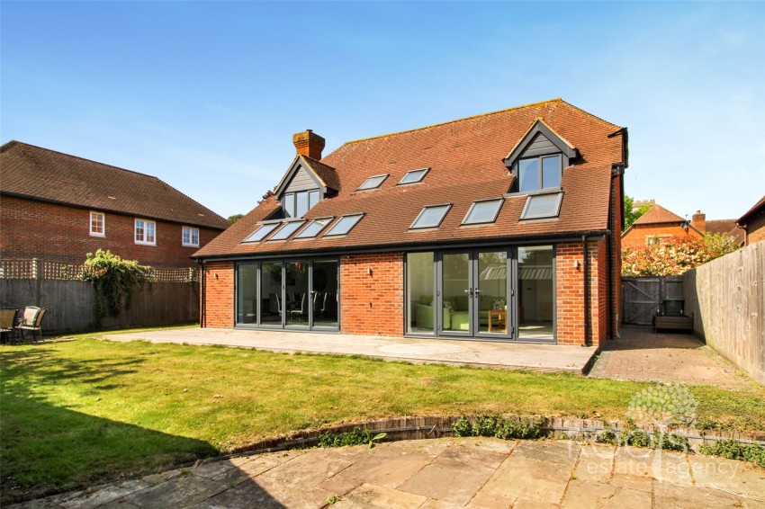 Images for Church Gate, Thatcham, Berkshire