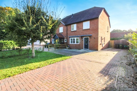 View Full Details for Down End, Chieveley, Newbury