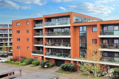 View Full Details for Racecourse Road, Newbury, Berkshire