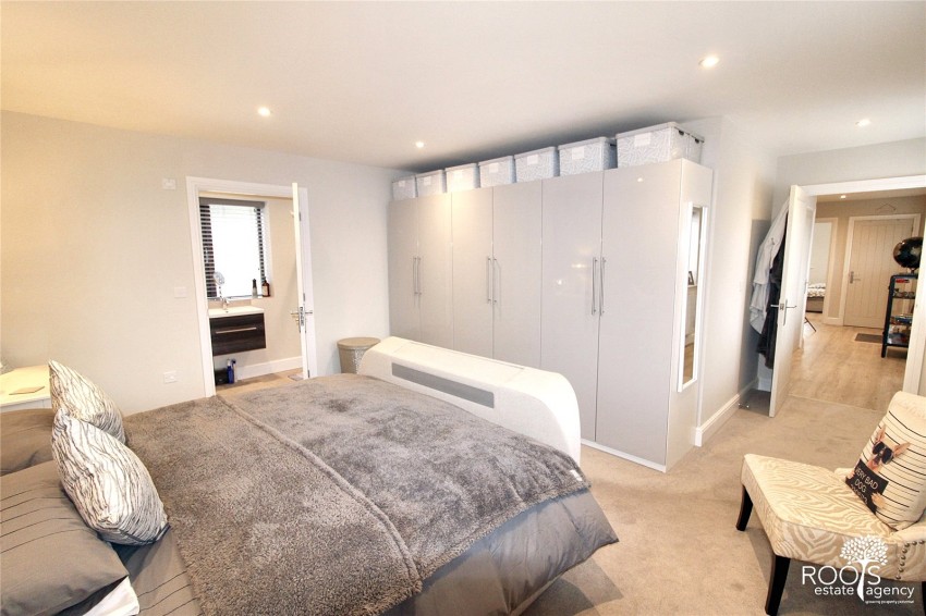 Images for Crookham Common, Thatcham, Berkshire