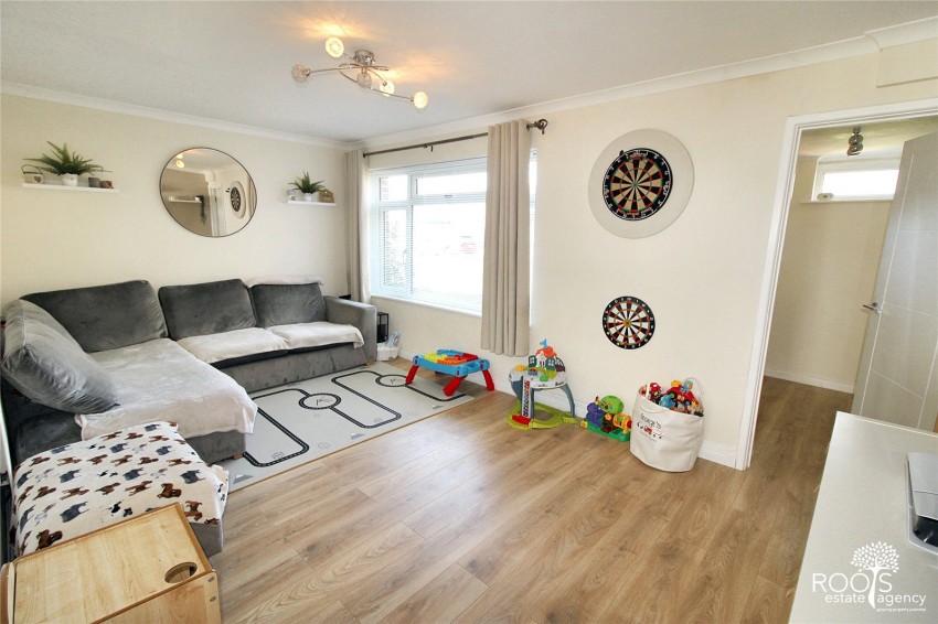 Images for Thathcam, Berkshire