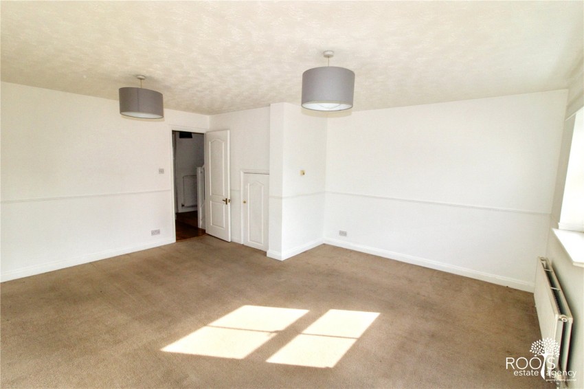 Images for Manor Park, Newbury, Berkshire