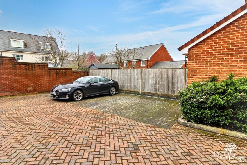 Images for Bishops Green, Newbury, Hampshire