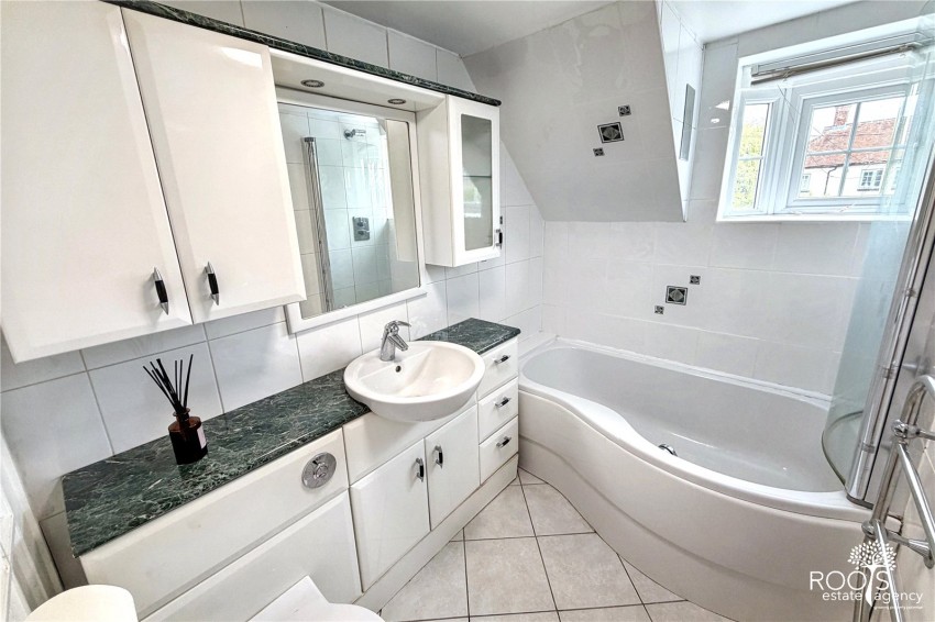 Images for Downend, Chieveley, Newbury
